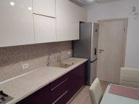 Inchiriez apartament 2 camere Exigent Plaza, Lujerului